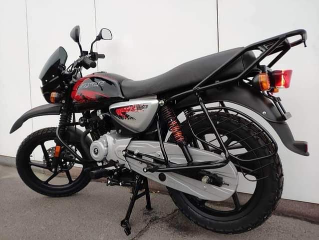 bajaj boxer
