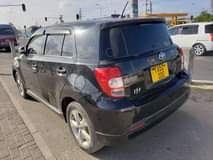 A picture of Toyota Ist new model 2007 8