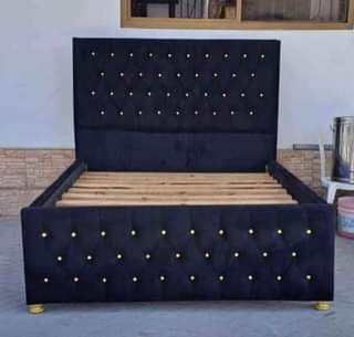 A picture of GREENPILLOW ELEGANT FURNITURES TZ