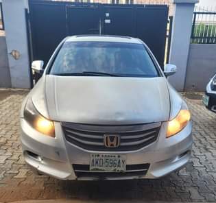 A picture of Awwooof Deal First Body Registered 2010 Honda Accord V6 Leather