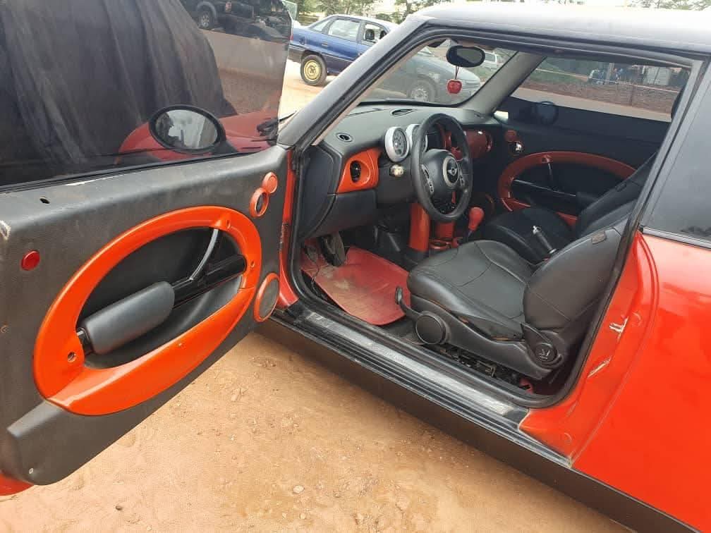 A picture of 2006 Mini Cooper 2006