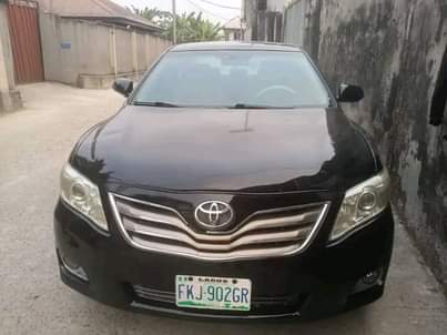 A picture of 08 model Toyota
