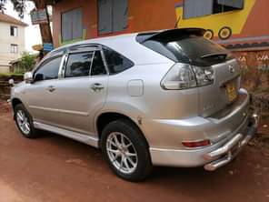 A picture of TOYOTA HARRIER 2 4CC VVTI Good Condition Buy and Drive