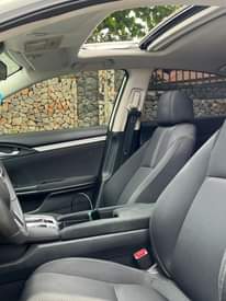 A picture of Few months registered 2016 Honda civic pure first body Fullest