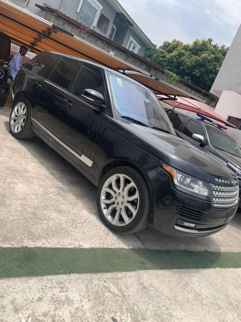 A picture of 2016 Range Rover range rover