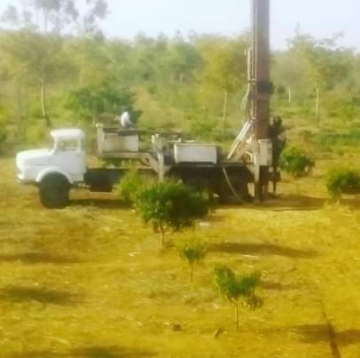 A picture of Mitambo ya kuchimba visima inauzwa