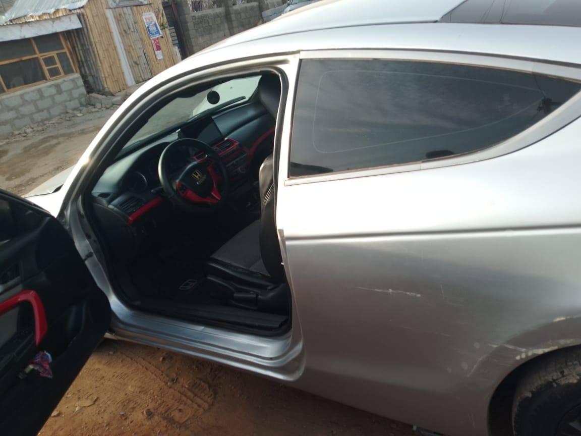 A picture of Belgium Grade 2008 Honda Coupe with untampered engine and gear