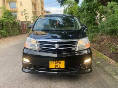 A picture of Toyota Alphad Kali sana