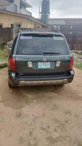 A picture of 2004 Honda Pilot Automatic