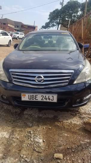 nissan teana