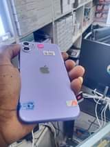 A picture of Iphone 11 Plain 128gb