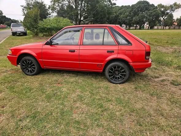 mazda 323