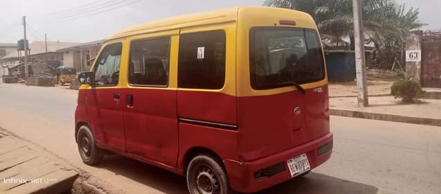 A picture of Mini bus