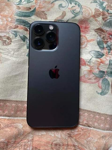 iPhone M.