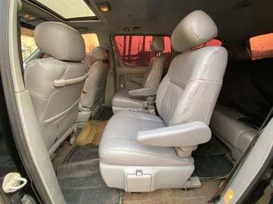 A picture of Toyota sienna 09061358848 For sale call me 1 8