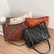 A picture of Handbags vipochii 