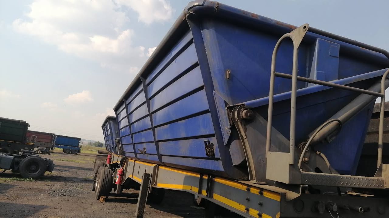 cube tipper truck