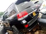 A picture of 2009 Toyota LANDCRUISER V8