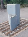 A picture of NAAUZA FRIJI YA HISENSE INA POOZA NA KUGANDISHA 0785479532