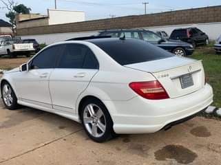 A picture of Distress sales Mercedes Benz C300 Non4matic 2010model first body Ac