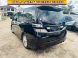 A picture of 2009 Model Toyota Vellfire Fully Loaded Sunroof Power Boot Price