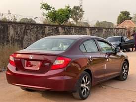 A picture of Honda Civic 13