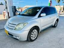 A picture of TOYOTA IST