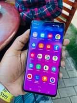 A picture of Samsung S10