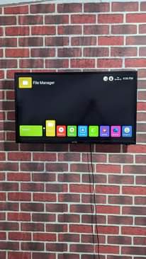 A picture of MR UK SMART TV INCH 32