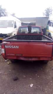 used nissan hardbody