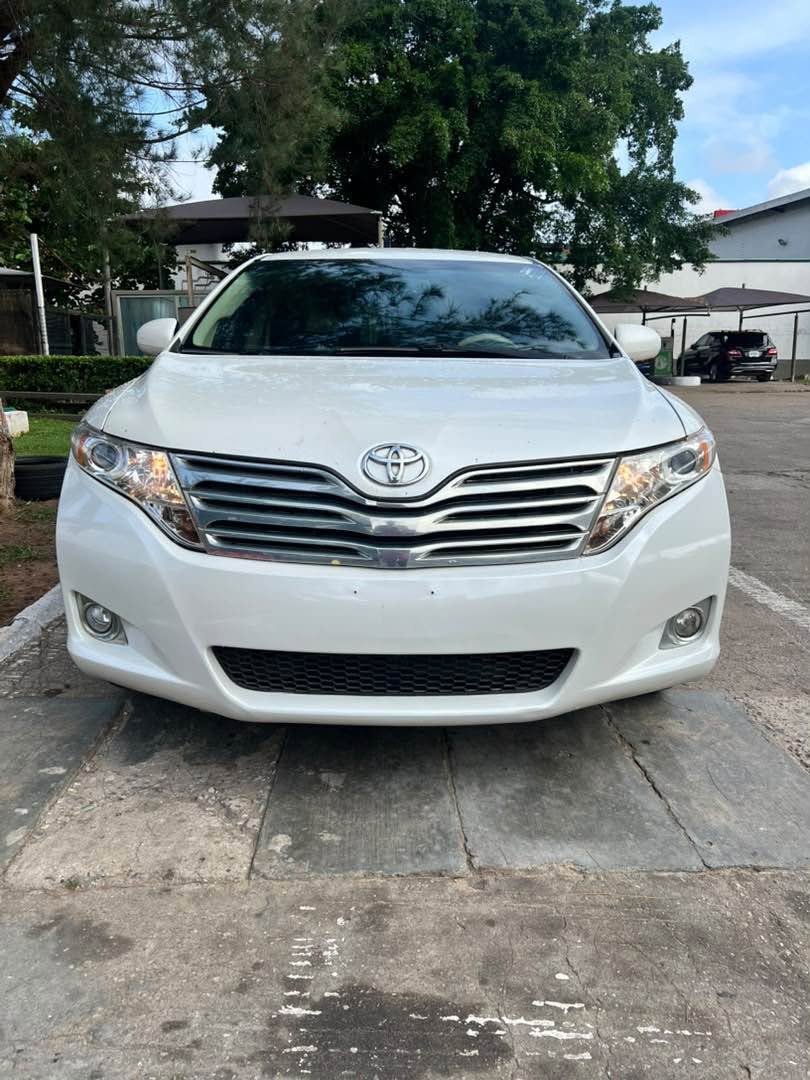 A picture of Distress foreign used Toyota venza