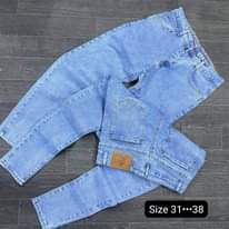 A picture of Jeans original availabla Price 22000 0654810042