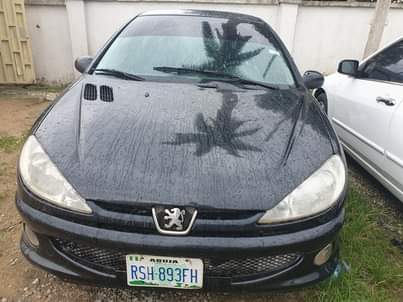 A picture of Peugeot 206 working perfectly with chilled ac and with original