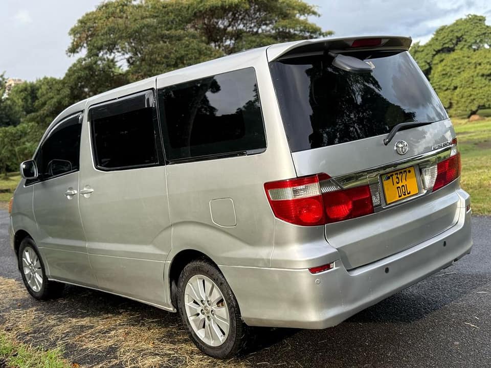 toyota alphard