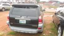 A picture of Toyota 4RUNNER
