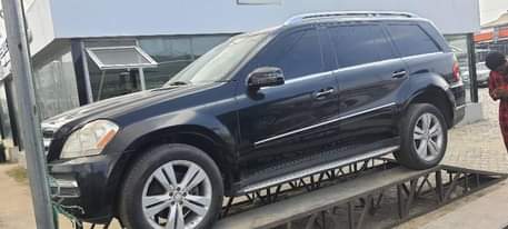A picture of model GL450