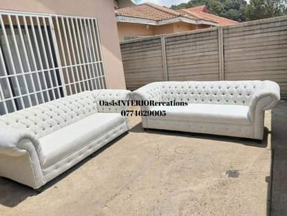 classifieds/furniture sofas