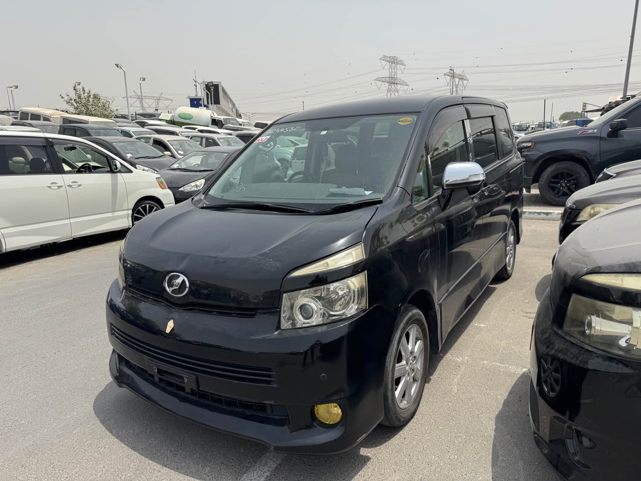 A picture of Toyota Voxy