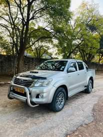 used toyota hilux