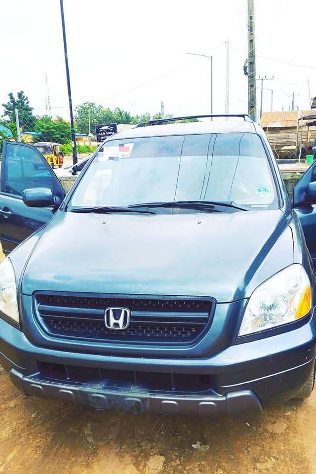 A picture of HONDA PILOT