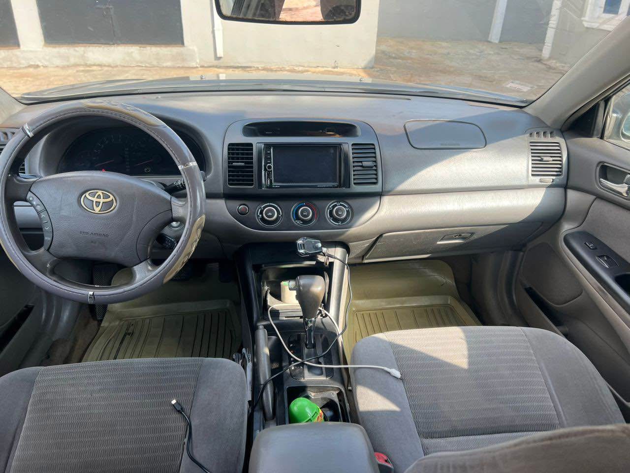 A picture of EXTREMELY CLEAN REGISTERED TOYOTA CAMRY LE 2006 MODEL FLASHED ON