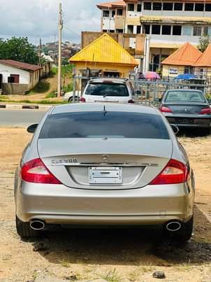 A picture of Mercedes Benz CLS 500 2006