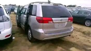 A picture of TOKUNBO TOYOTA SIENNA YEAR MODEL 2008 TRANSMISSION Automatic CONDITION Buy