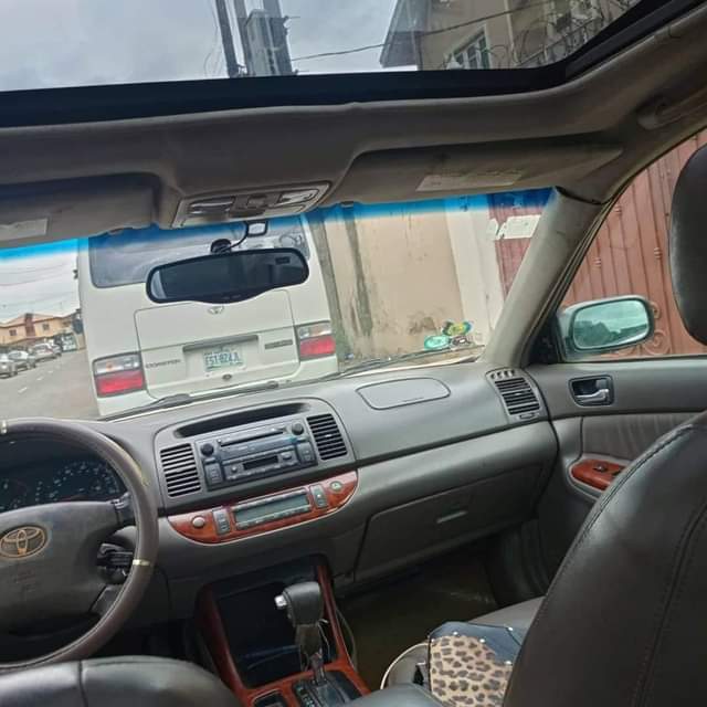 A picture of 2004 Toyota Big daddy