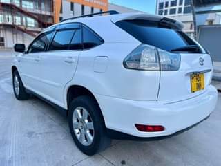 A picture of TOYOTA HARRIER FORSALE