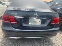 A picture of Benz E350 2011