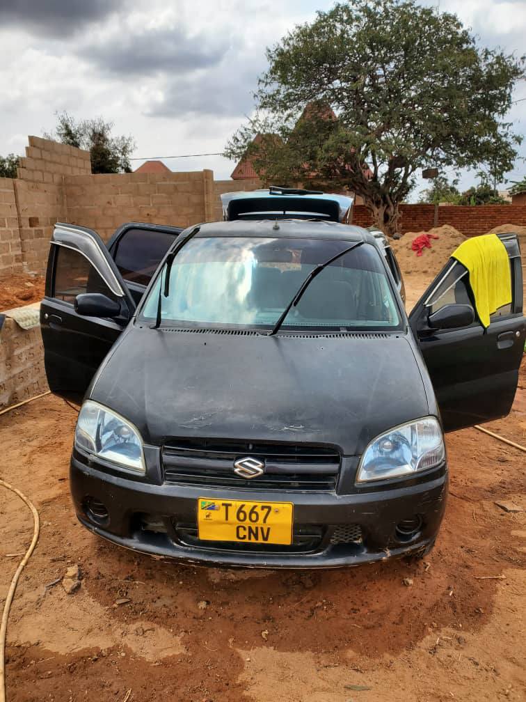A picture of Suzuki Swift inatupwa million 3.5 0713962545