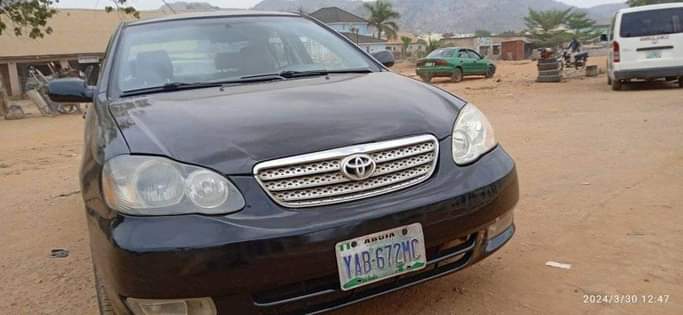 A picture of Toyota Corolla o4