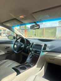 A picture of Reg Toyota Venza 2010 Model First Body Pan Full Option