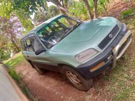 A picture of Toyota rav 4